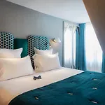 Handsome Hotel