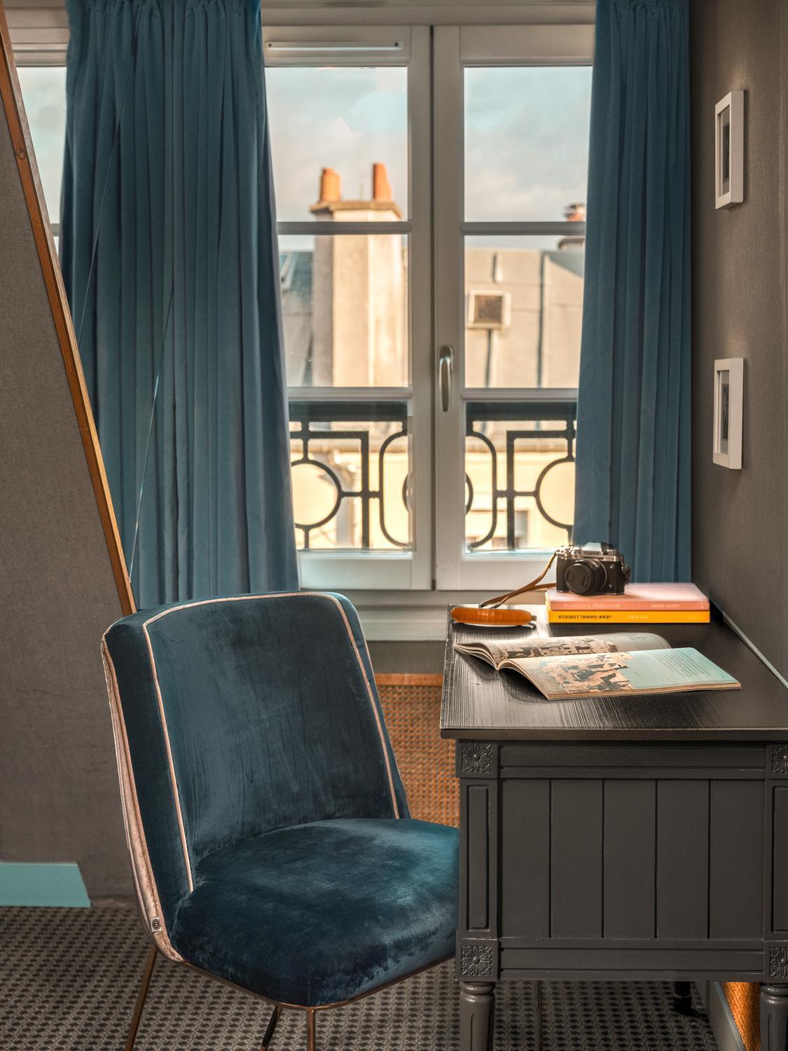 Handsome Hotel
